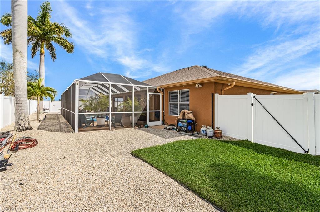 CAPE CORAL - Residential