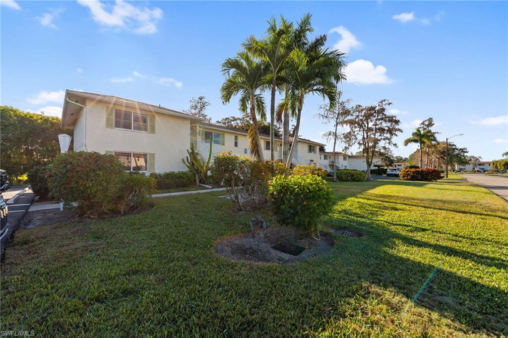 GLADES COUNTRY CLUB - Residential