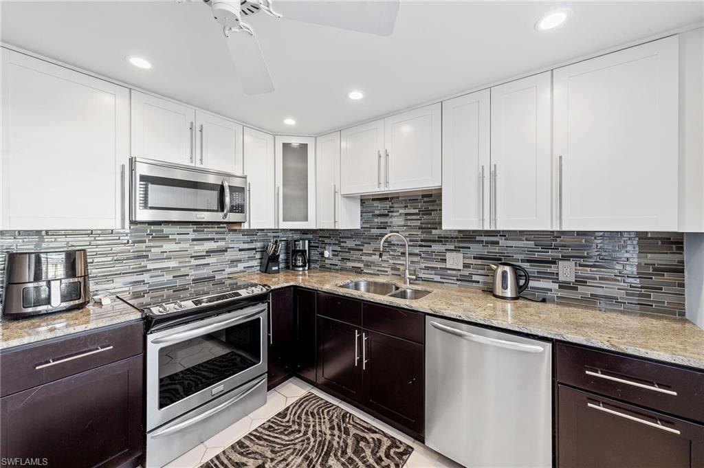 GLADES COUNTRY CLUB - Residential