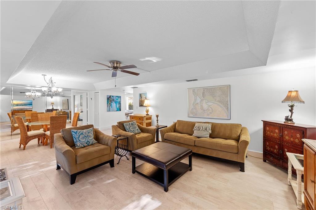 GLADES COUNTRY CLUB - Residential