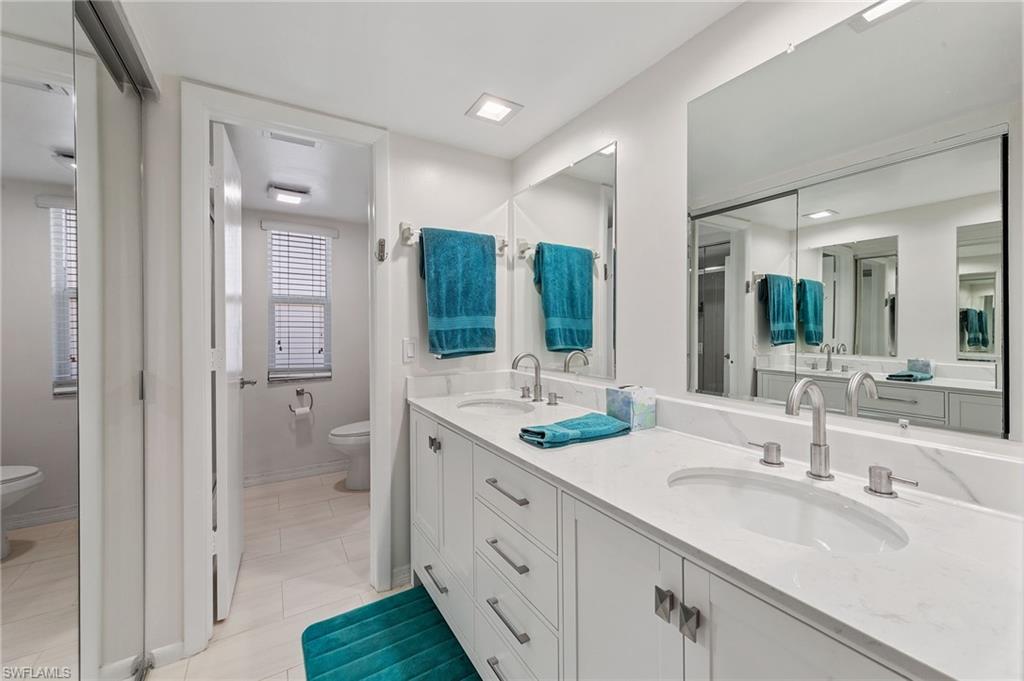 GLADES COUNTRY CLUB - Residential