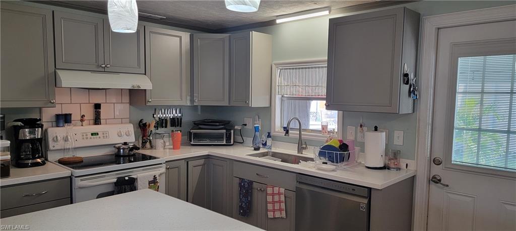 SPRING CREEK VILLAGE - Residential