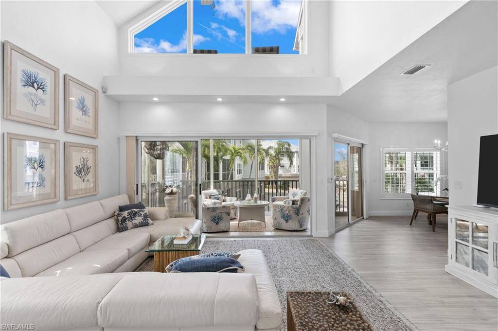 160 Barefoot CIR 38