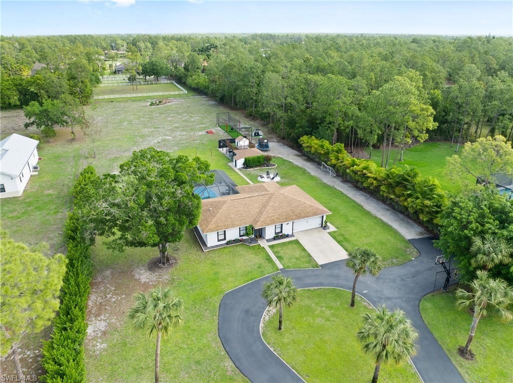 GOLDEN GATE ESTATES - Residential