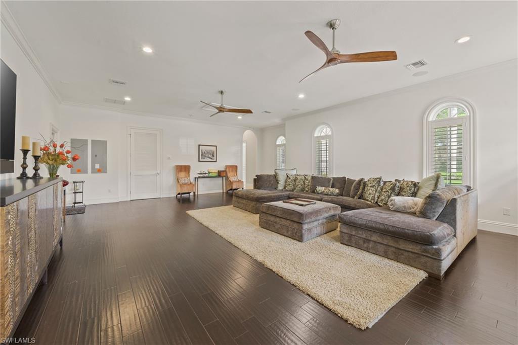 QUAIL WEST - Residential