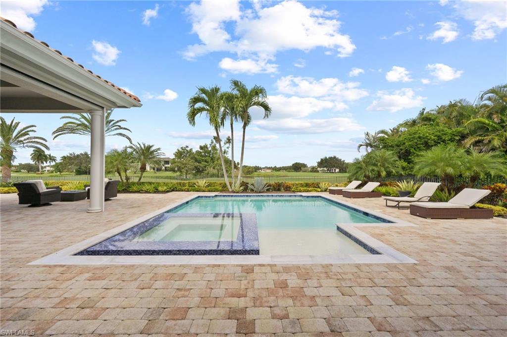 QUAIL WEST - Residential