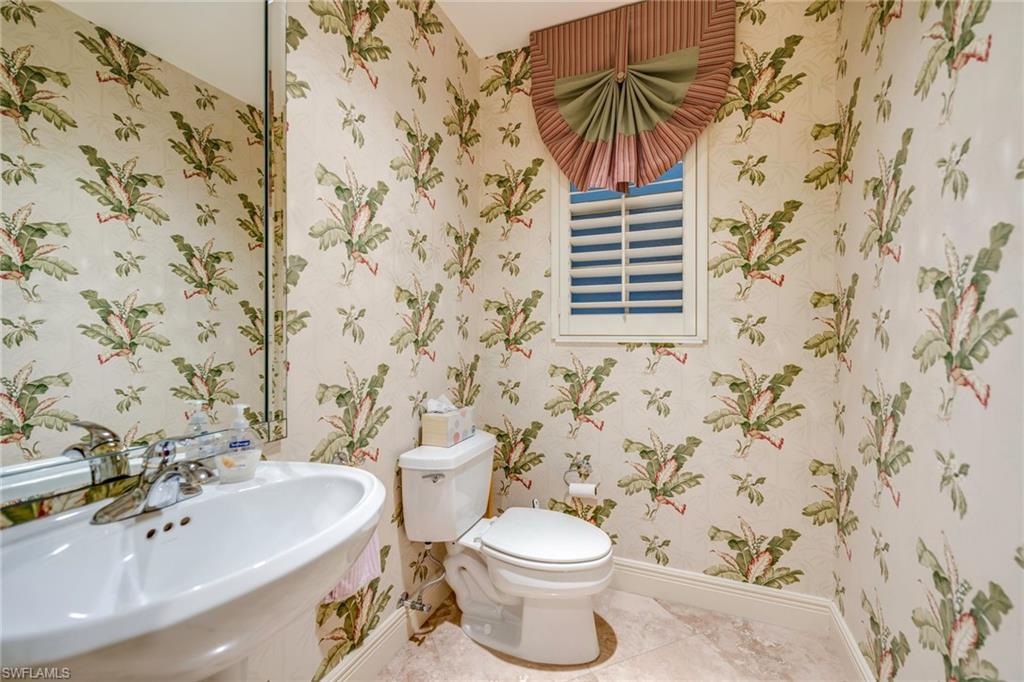 VISTA POINTE - Residential