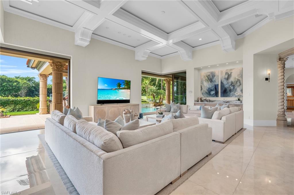 ESTATES AT BAY COLONY GOLF CLUB - Residential