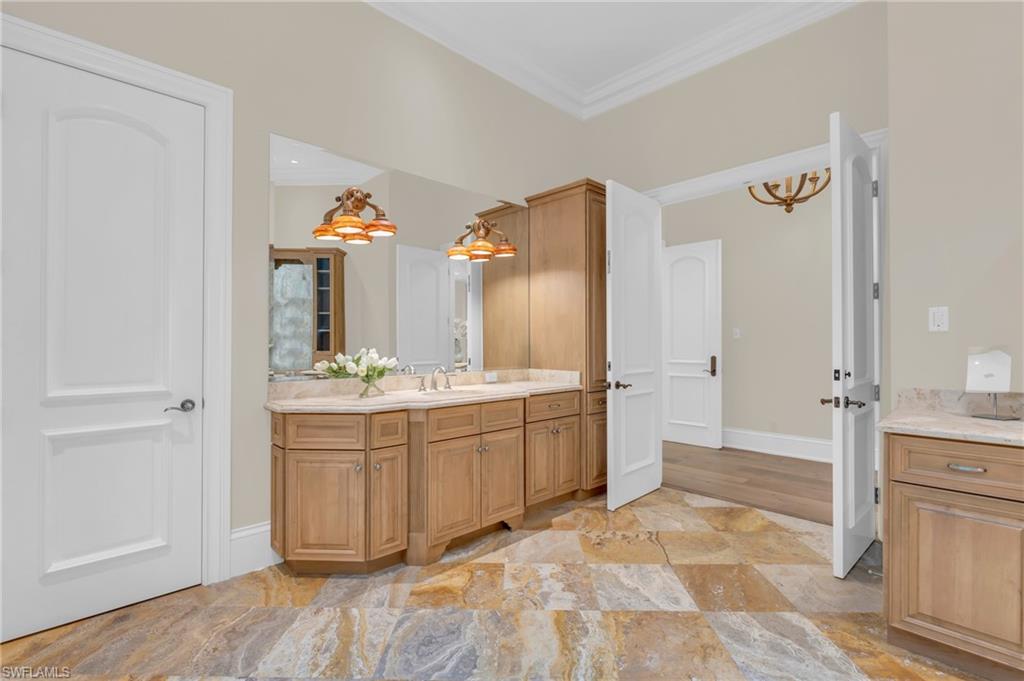 ESTATES AT BAY COLONY GOLF CLUB - Residential