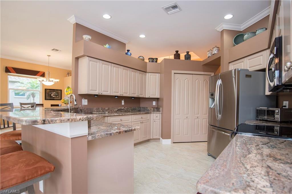 CROSS CREEK ESTATES - Residential