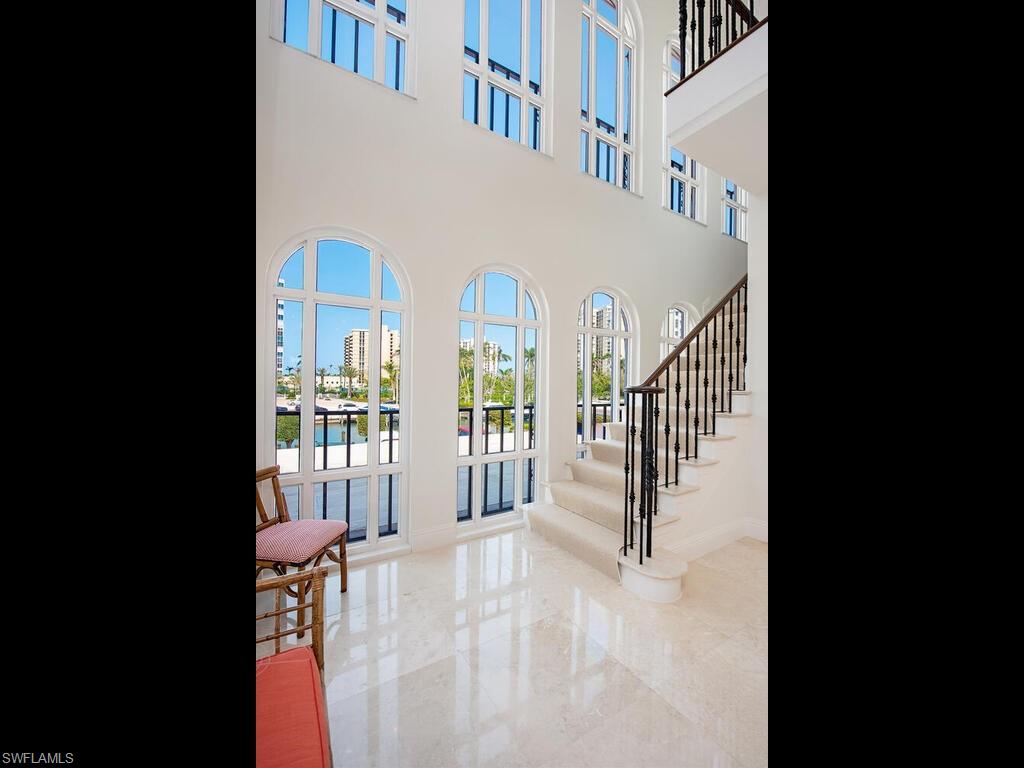 VENETIAN VILLAS - Residential