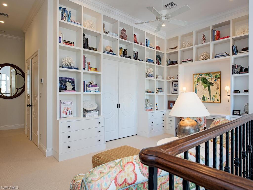 VENETIAN VILLAS - Residential