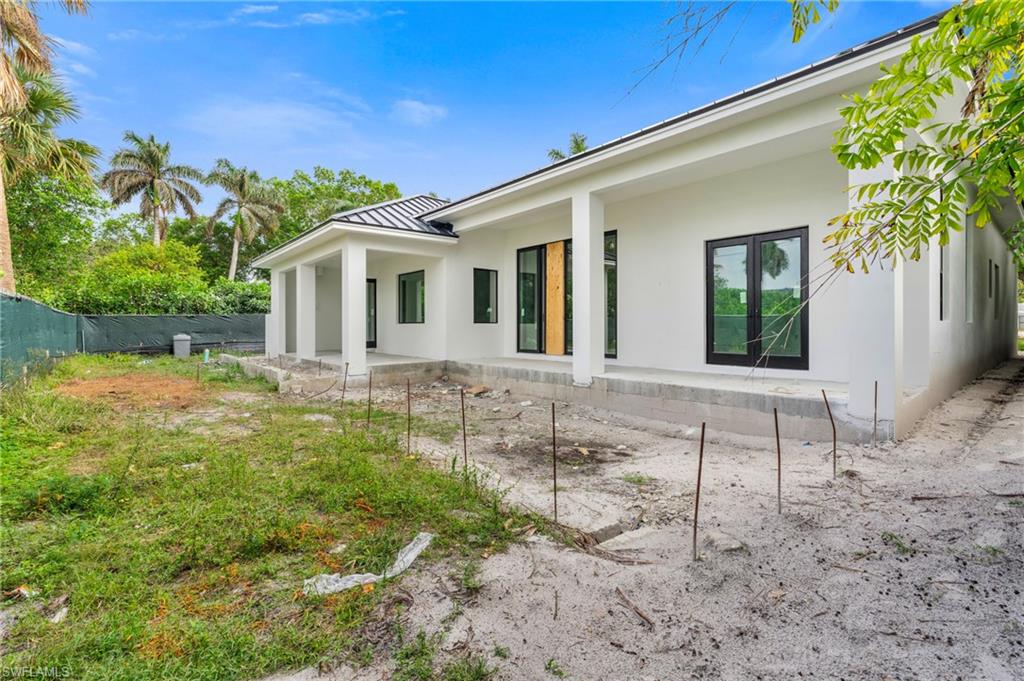 LAKE PARK - Residential