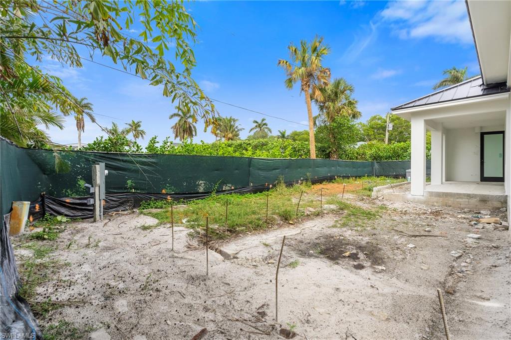 LAKE PARK - Residential