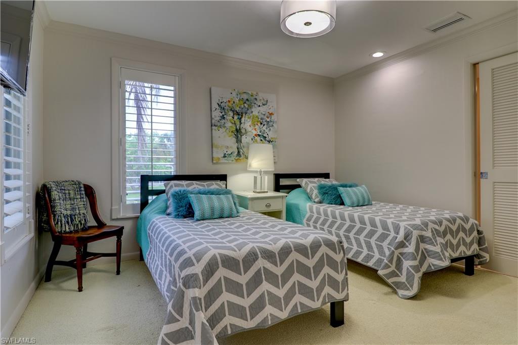 METES AND BOUNDS - Residential