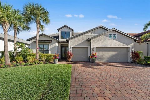 Photo of 9607 Everglades DR, NAPLES, FL 34120 (MLS # 226014754)
