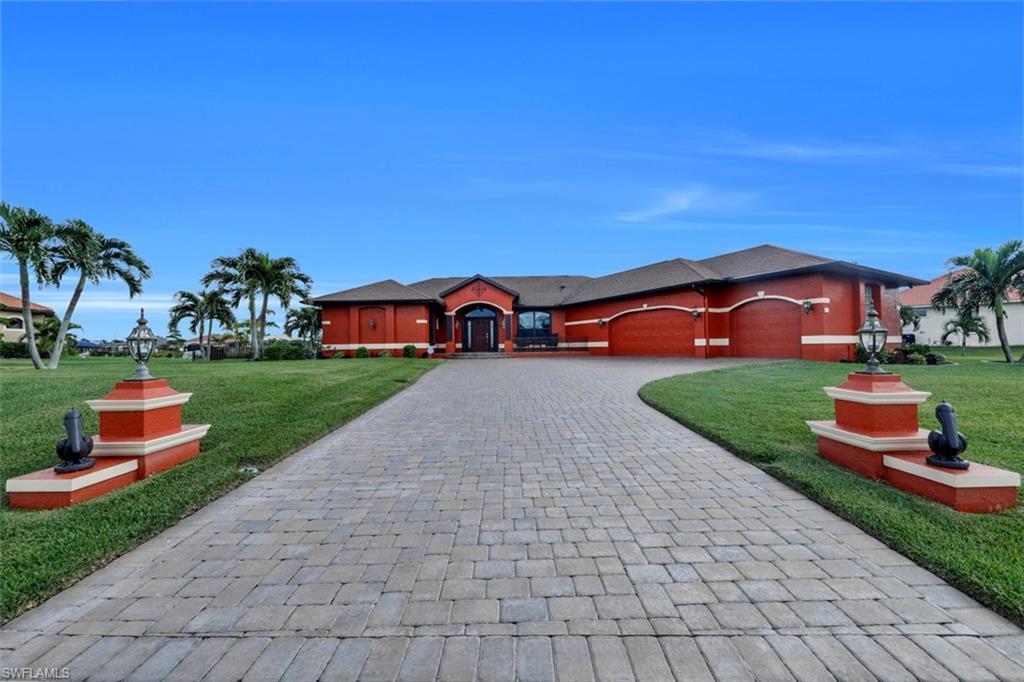 CAPE CORAL - Residential