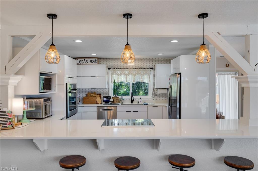 BELLE MEADE - Residential