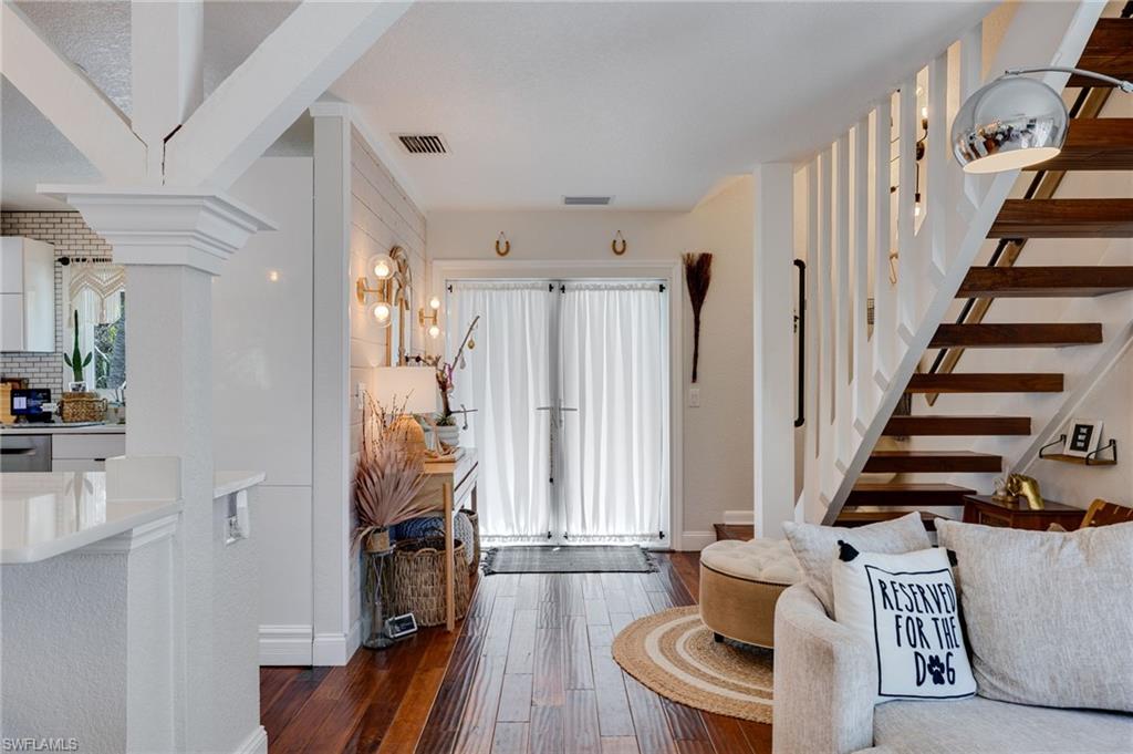 BELLE MEADE - Residential