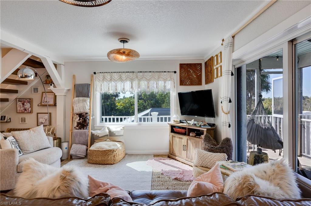 BELLE MEADE - Residential