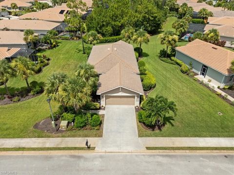 10648 Camarelle CIR FORT MYERS FL 33913