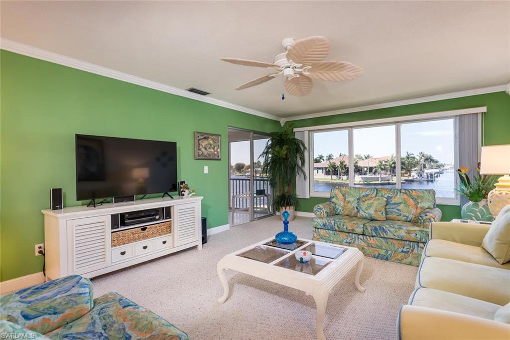 DIPLOMAT CONDO - Residential