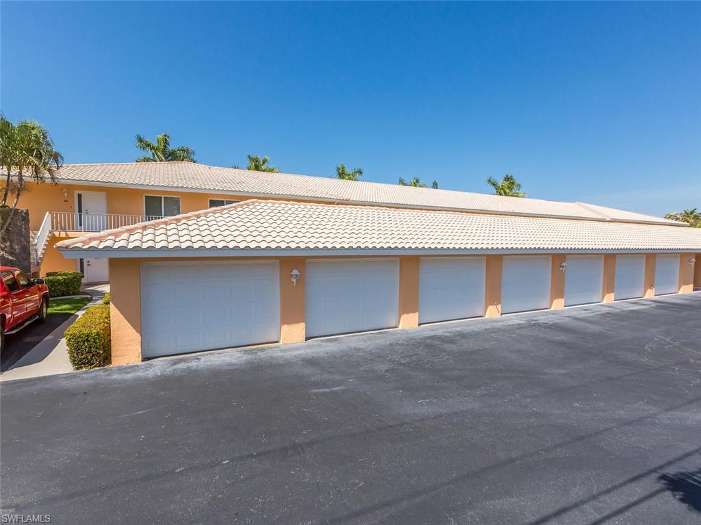 DIPLOMAT CONDO - Residential