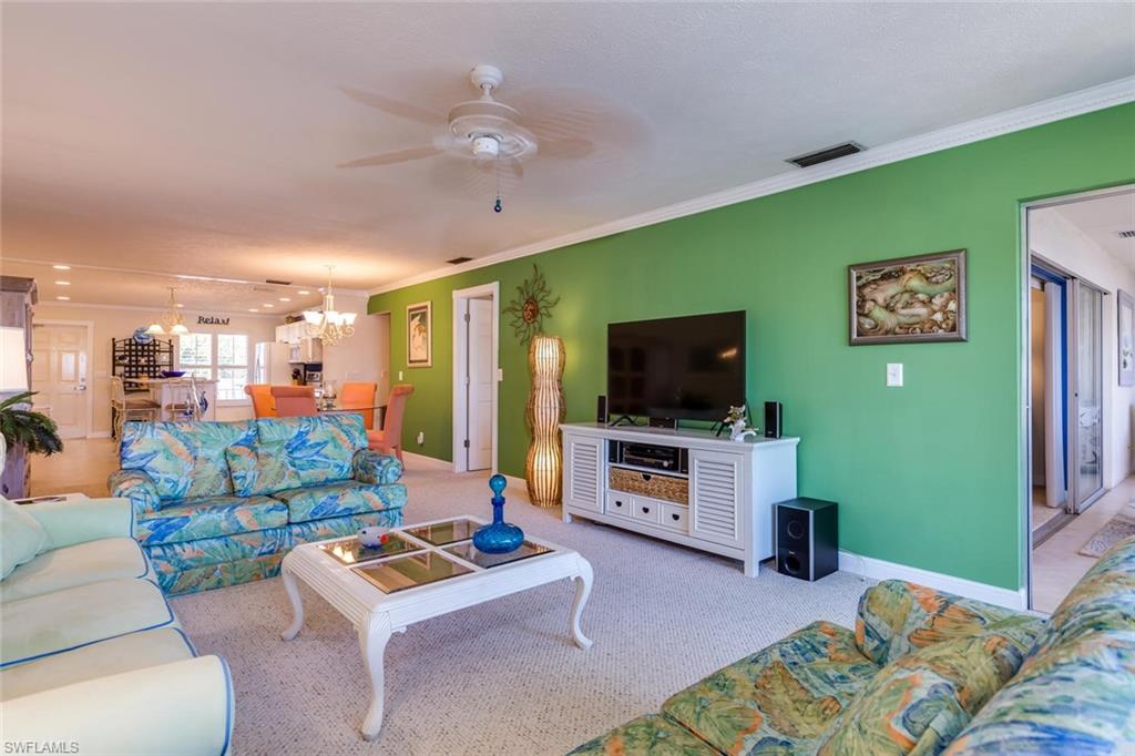 DIPLOMAT CONDO - Residential