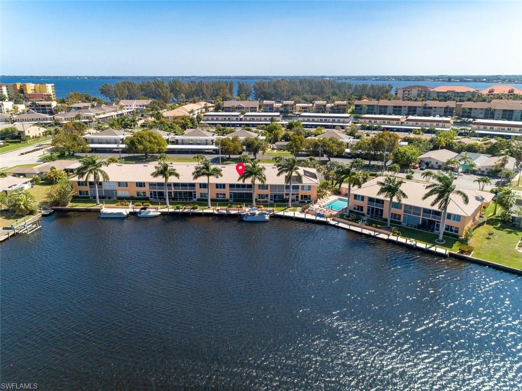 DIPLOMAT CONDO - Residential