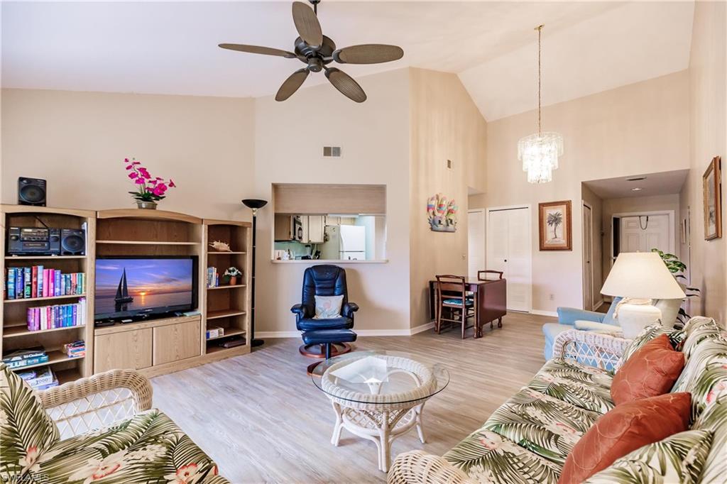 VILLAGES - Residential