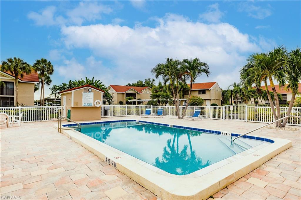 VILLAGES - Residential