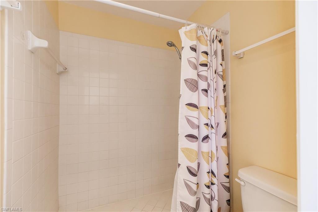 VILLAGES - Residential