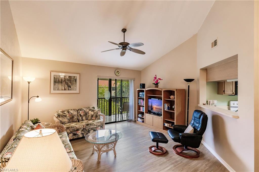 VILLAGES - Residential