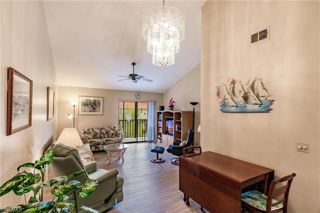 VILLAGES - Residential