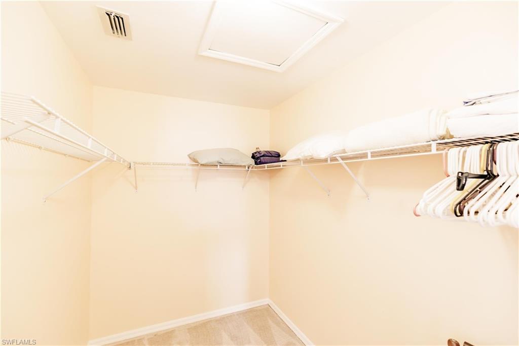 VILLAGES - Residential