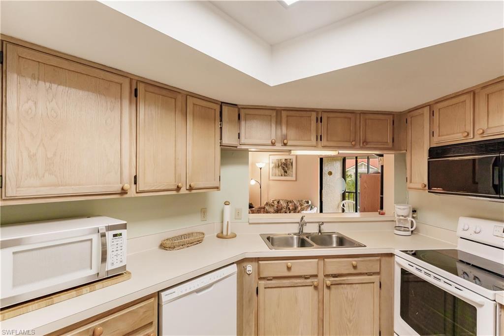 VILLAGES - Residential