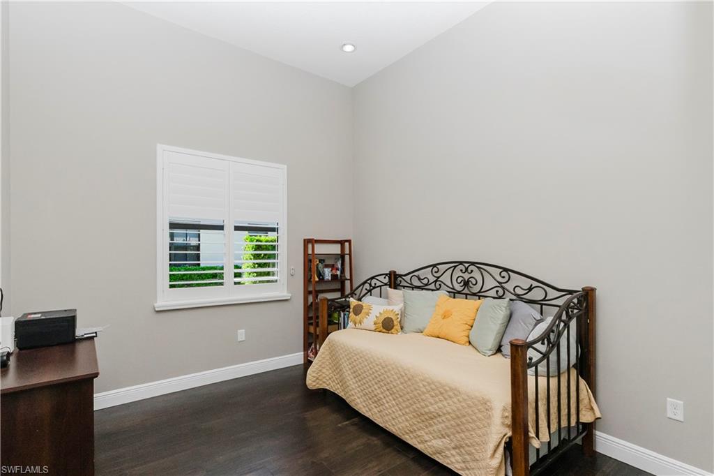 MAPLE RIDGE - Residential Lease