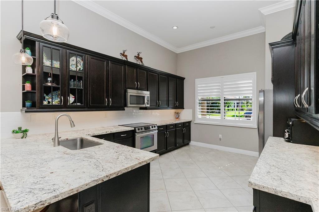 MAPLE RIDGE - Residential Lease