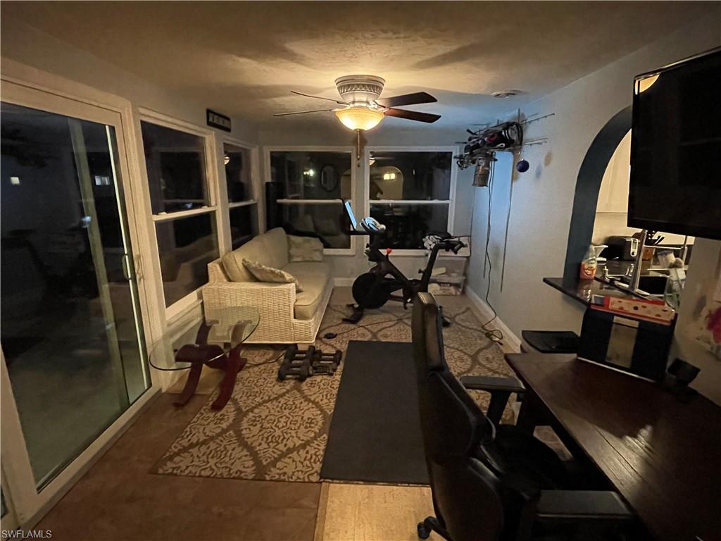 SAN CARLOS PARK - Residential