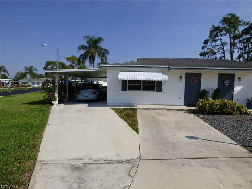 2 bedroom 2 bath condo in beautiful park like setting, inside has been completely updated with new porcelain tile throughout in 2015, new cabinets and countertops in kitchen, new tile backsplash, added breakfast bar, new marble floors and shower in both bathrooms, new vanities & commodes, new light fixtures & fans throughout, new tank- less hot water system which leaves room for full sized washer and dryer in laundry closet (very rare for Pinewood as most have a stack washer-dryer), walk in closet, located on quiet cul-de-sac, walking distance to stores and park, 55+ community, come see this one of a kind condo for yourself!