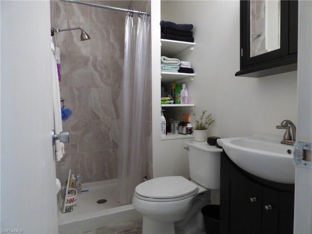 PINEWOOD CONDOMINIUM - Residential