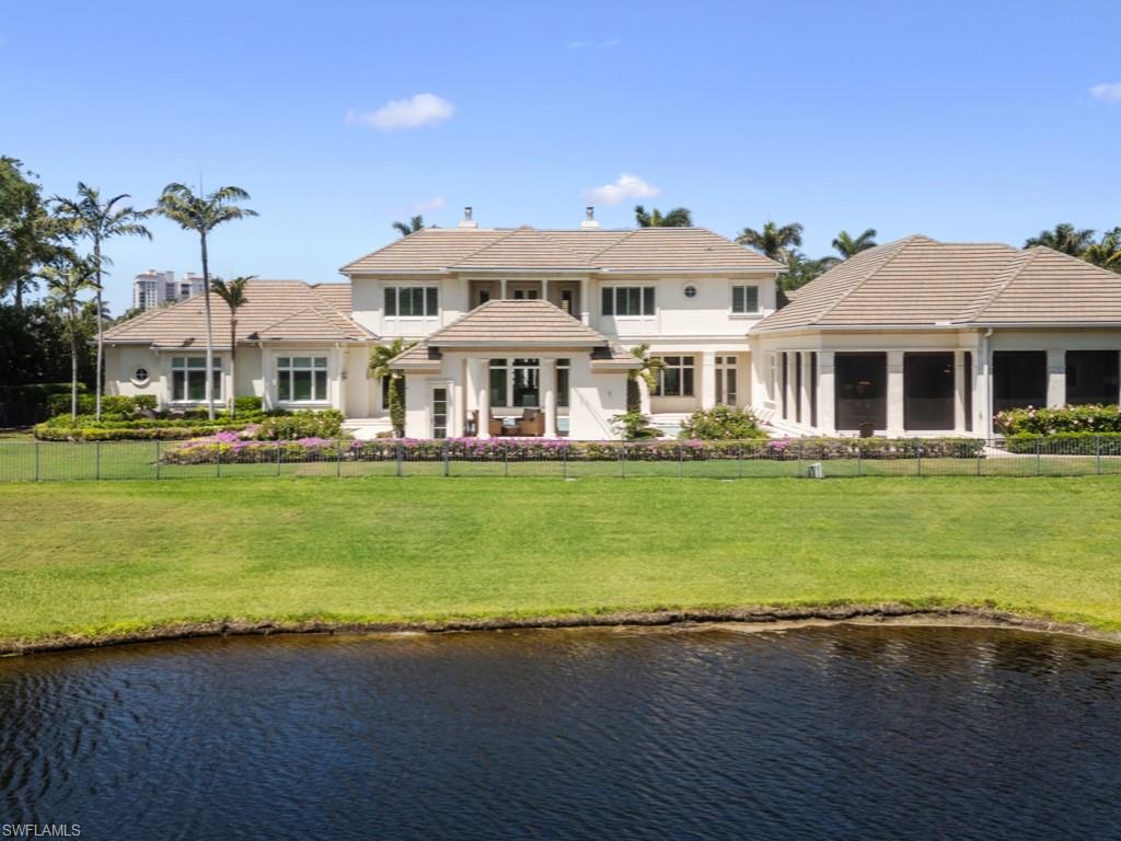 BAY COLONY SHORES - Residential