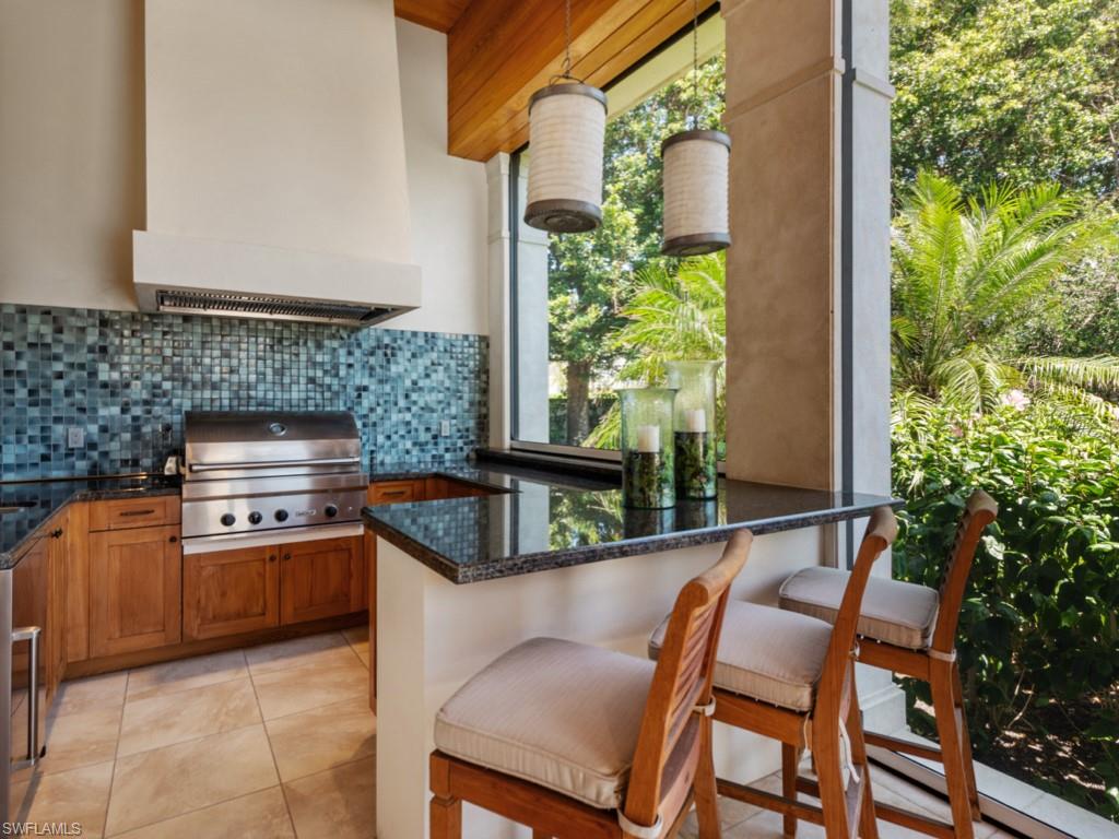 BAY COLONY SHORES - Residential