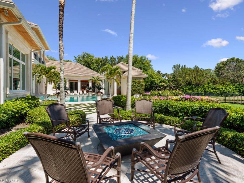 BAY COLONY SHORES - Residential