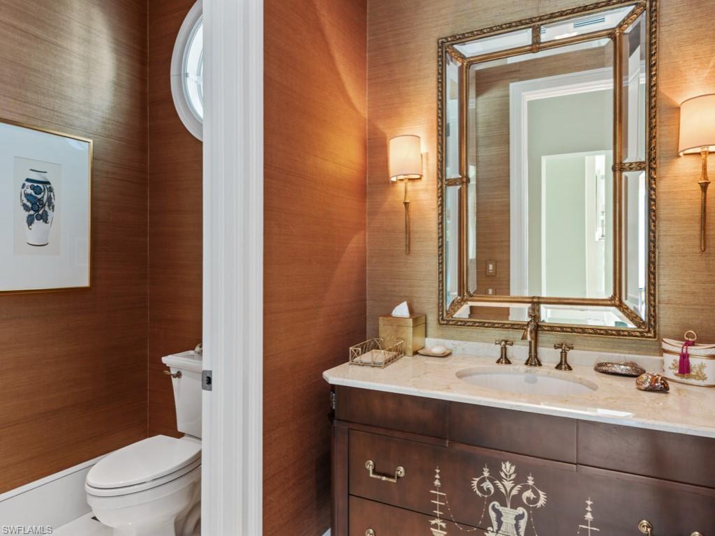 BAY COLONY SHORES - Residential