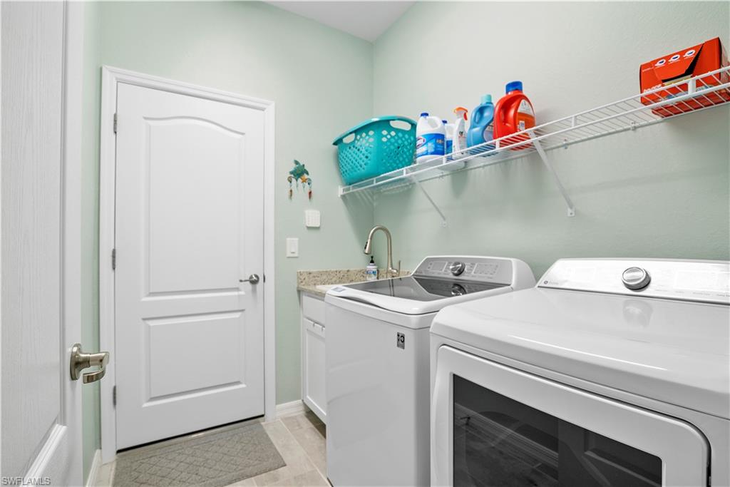 TRAILS EDGE - Residential Lease