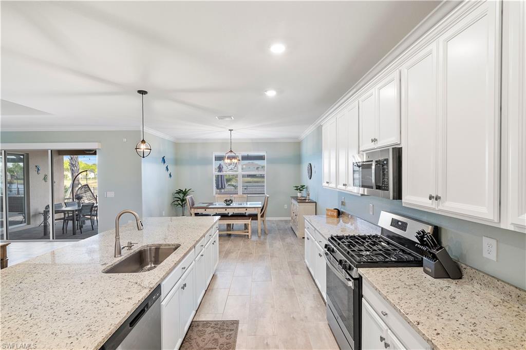 TRAILS EDGE - Residential Lease