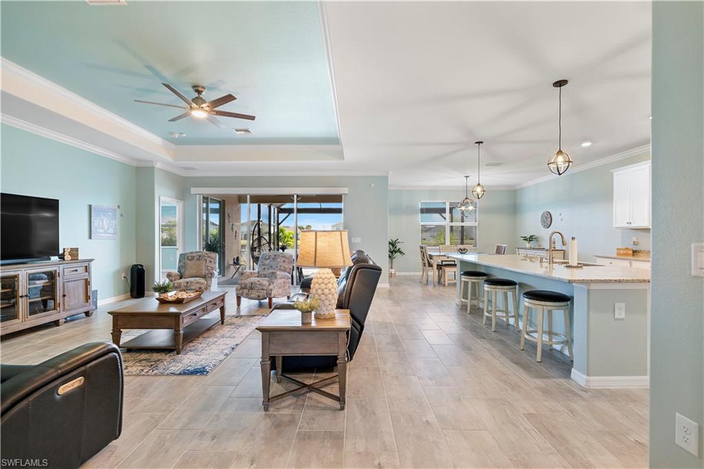 TRAILS EDGE - Residential Lease