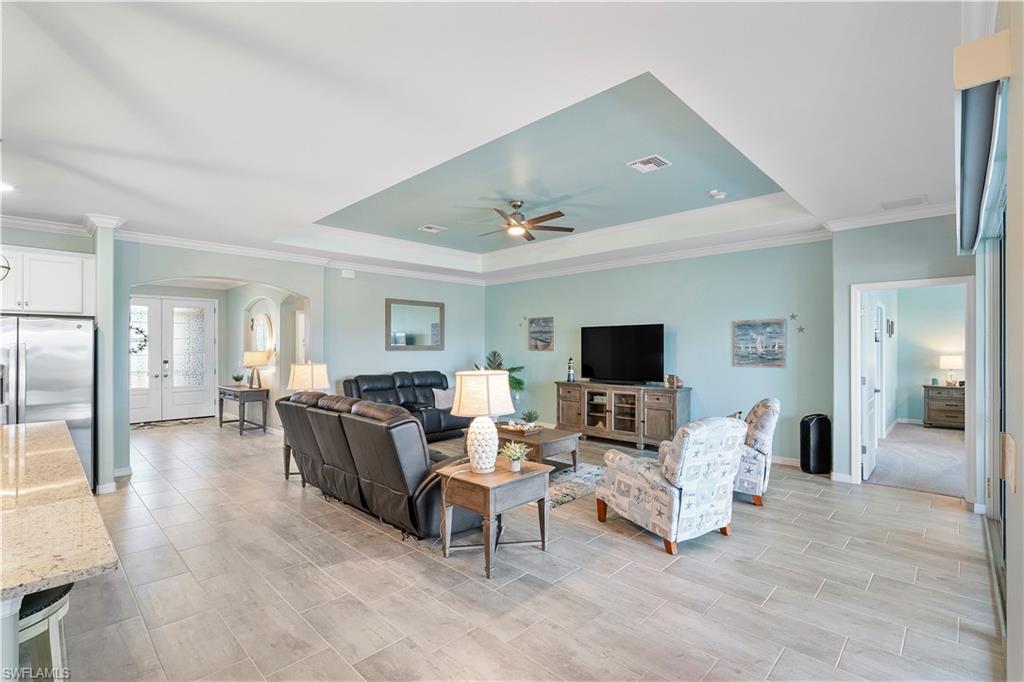 TRAILS EDGE - Residential Lease