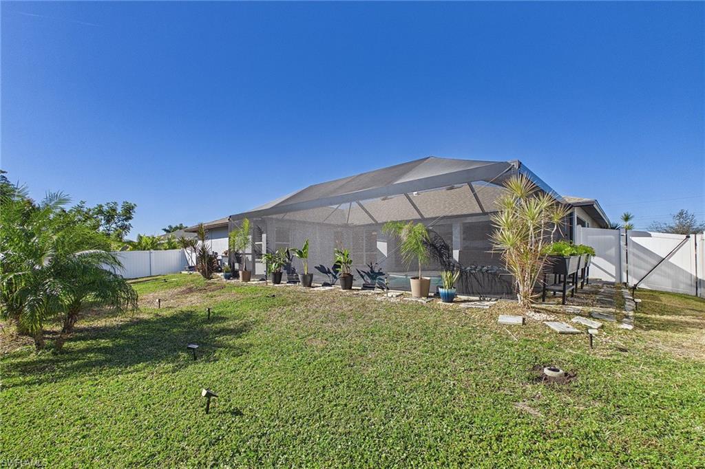 CAPE CORAL - Residential